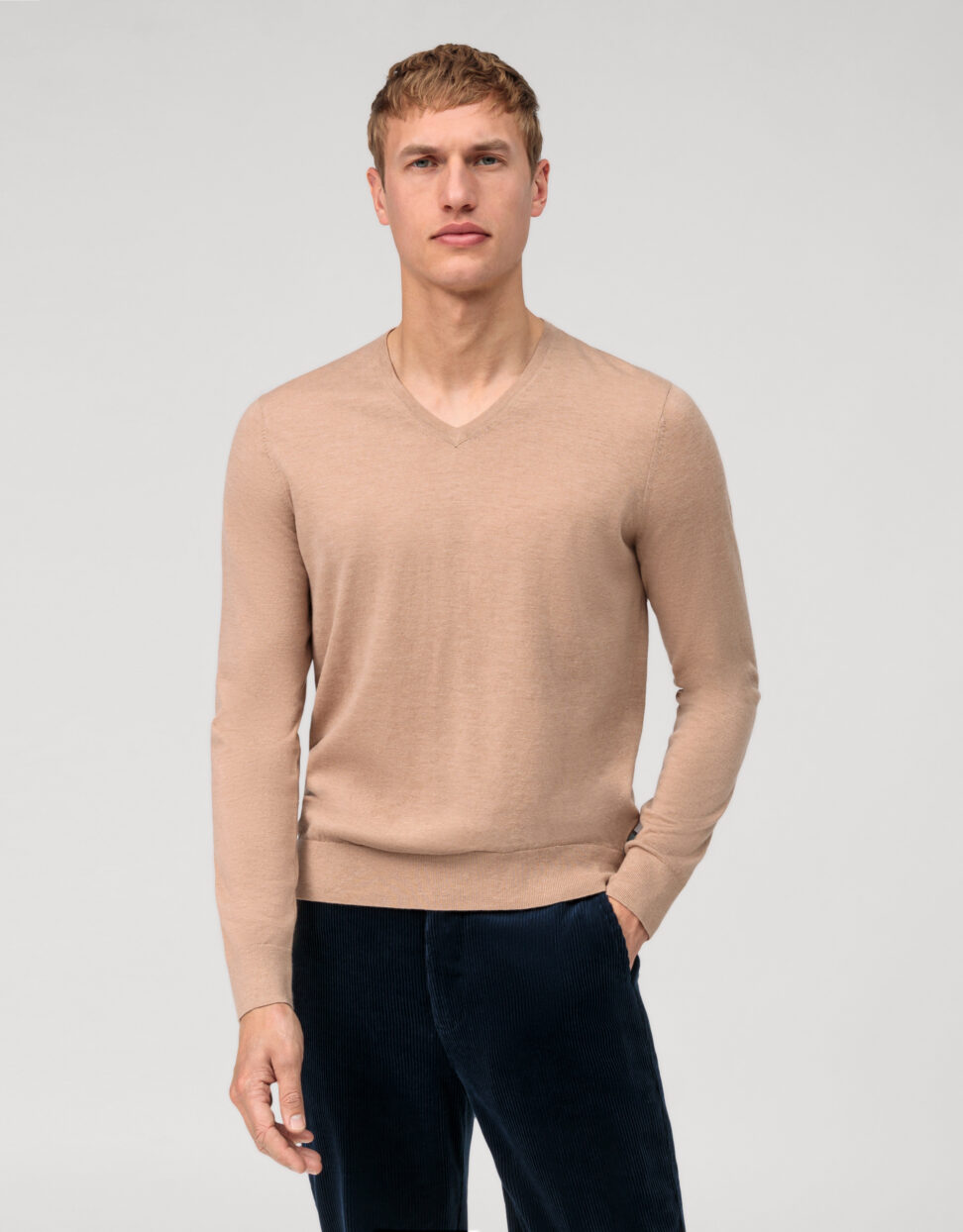 Sweter V-neck  Olymp Casual body fit / Camel /01511024 / merynos/jedwab
